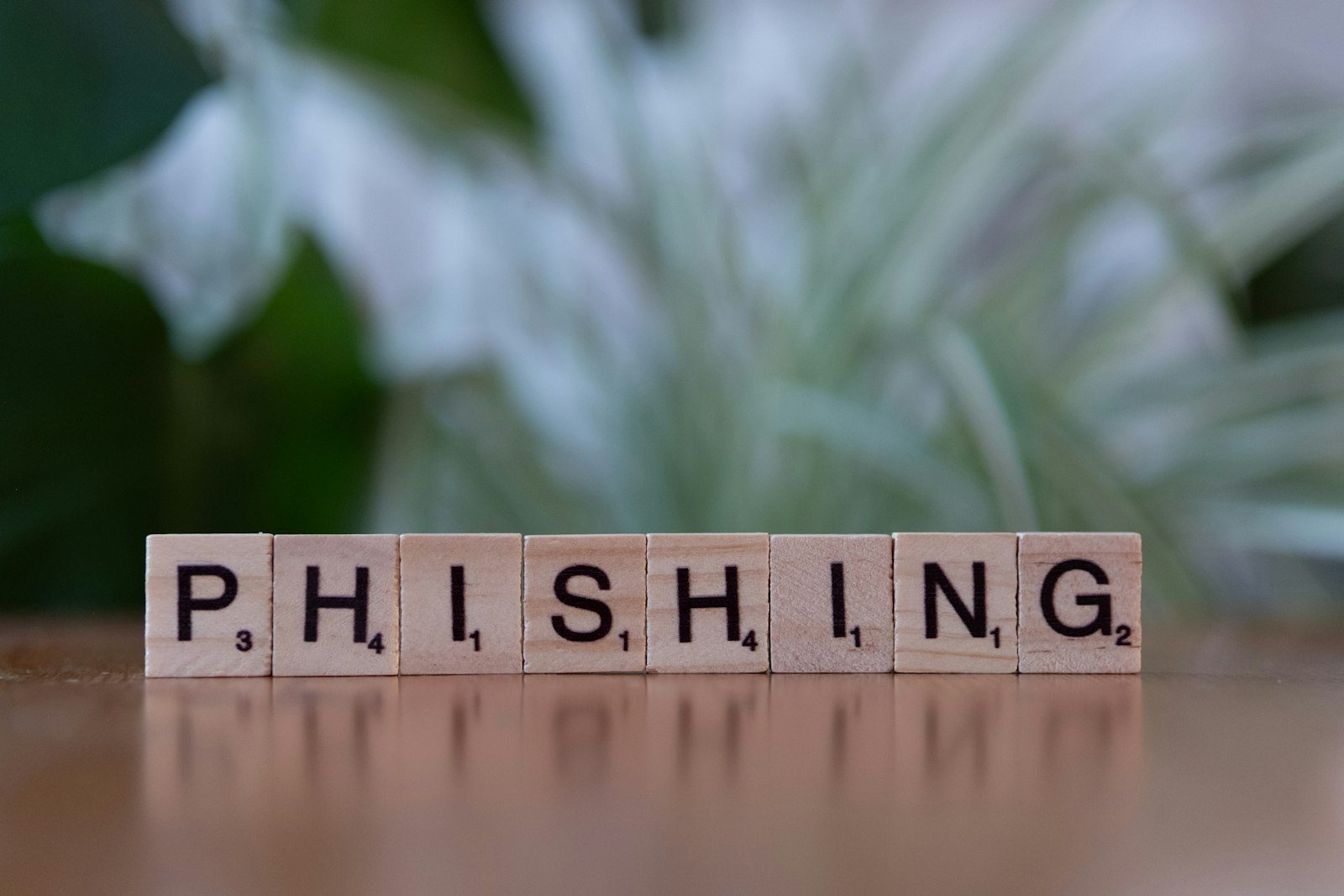 SMS and TOTP Can Both Be Phished in Real Time — Here's Which MFA Methods Are Actually Phishing-Resistant